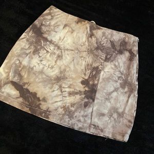 Kreamy mini skirt tie dyed size m NWT